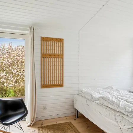 Well-kept Family Close To A Child-friendly Sandy Dom wakacyjny