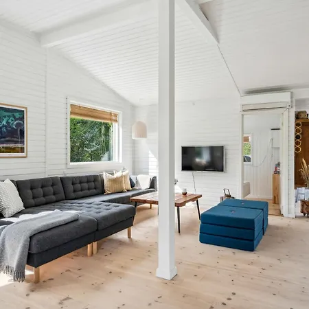 Vakantiehuis Cozy Close To Egsmark *