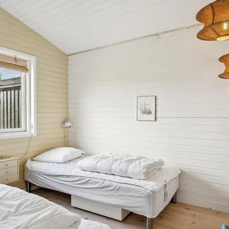 Well-kept Family Close To A Child-friendly Sandy * Ebeltoft